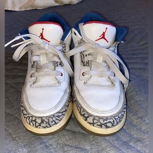 NIKE AIR JORDAN RETRO 3 TRUE BLUE YOUTH JORDANS SIZE 2Y